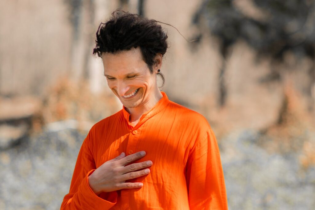 SWAMI BHAI - Victor Truviano